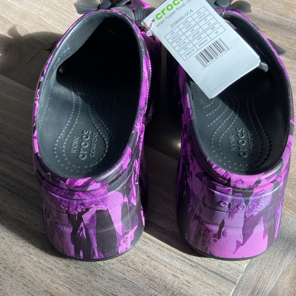 NEW CROCS Vibrant Purple & Black Floral Platform Clogs Ladies sz 7 - Picture 6 of 10